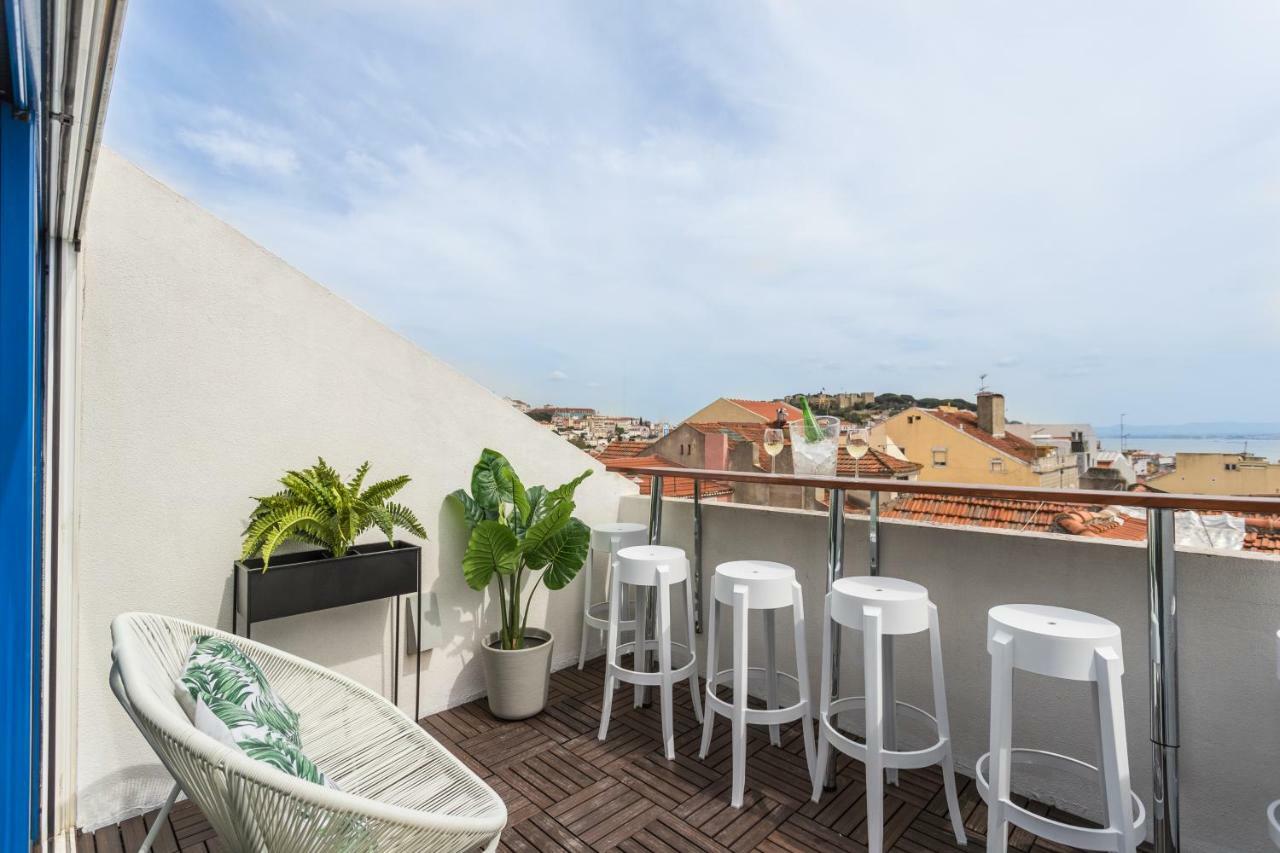 Rossio Penthouse Three-Bedroom Apartment W/ River View And Parking - By Lu Holidays Lisbon Bagian luar foto