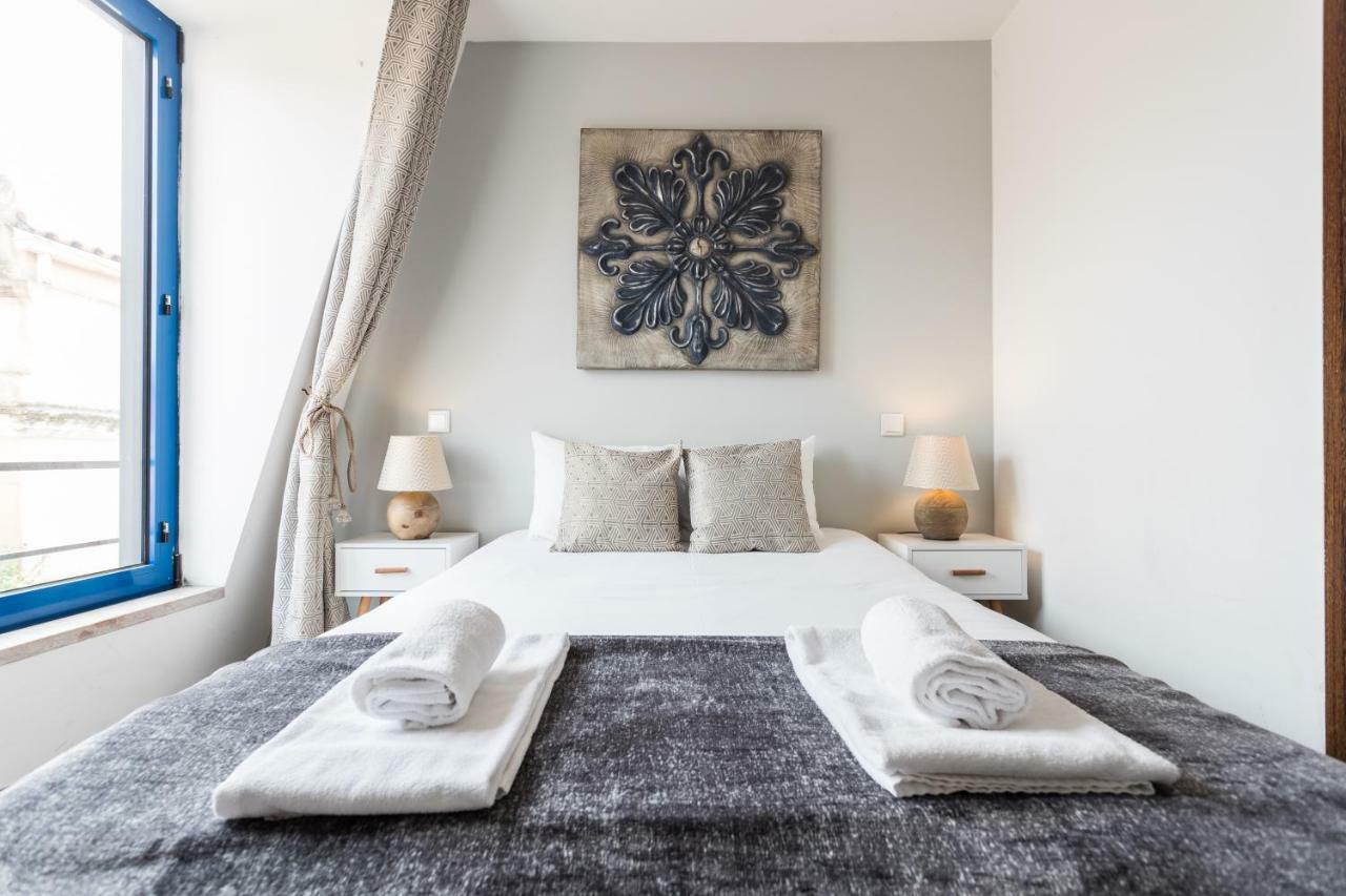 Rossio Penthouse Three-Bedroom Apartment W/ River View And Parking - By Lu Holidays Lisbon Bagian luar foto