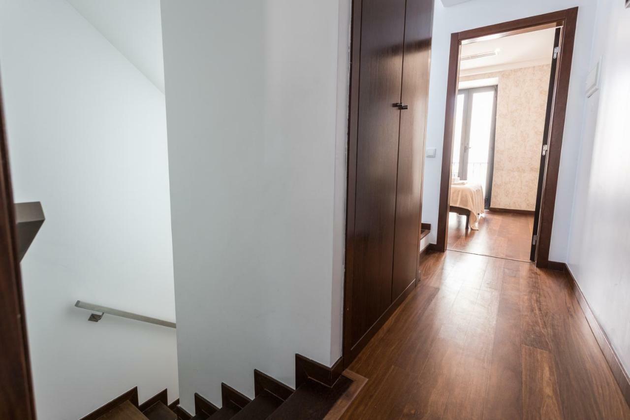 Rossio Penthouse Three-Bedroom Apartment W/ River View And Parking - By Lu Holidays Lisbon Bagian luar foto