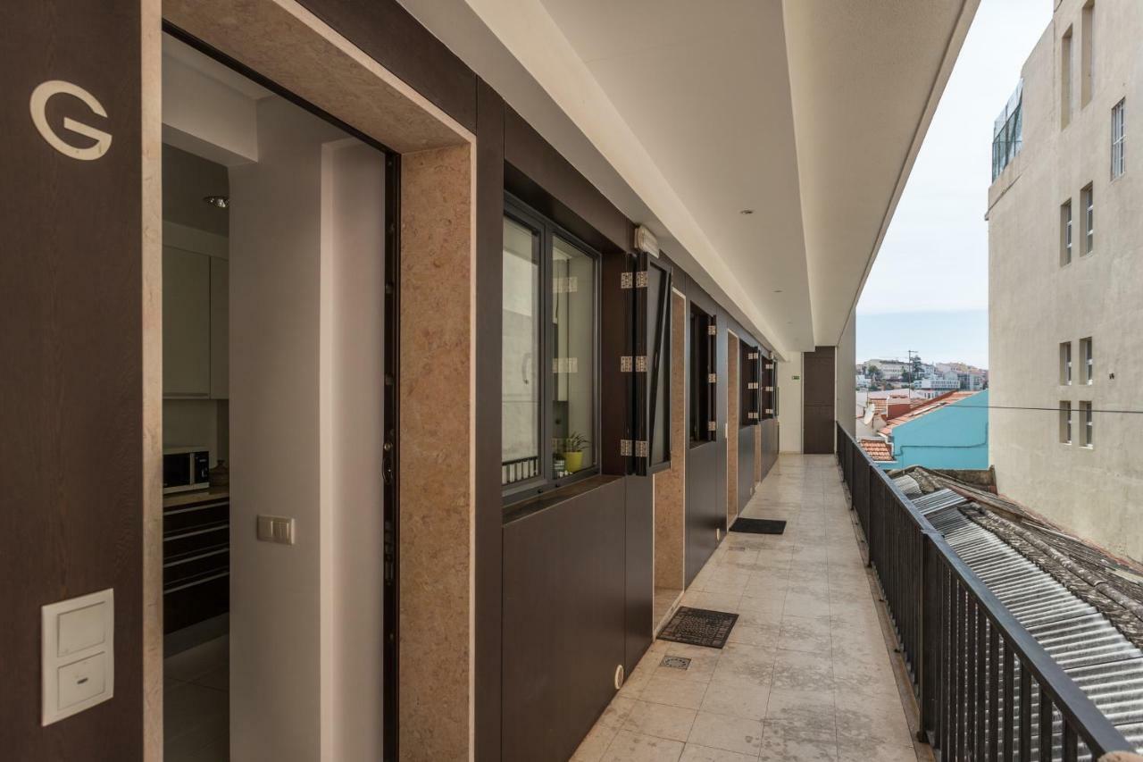 Rossio Penthouse Three-Bedroom Apartment W/ River View And Parking - By Lu Holidays Lisbon Bagian luar foto