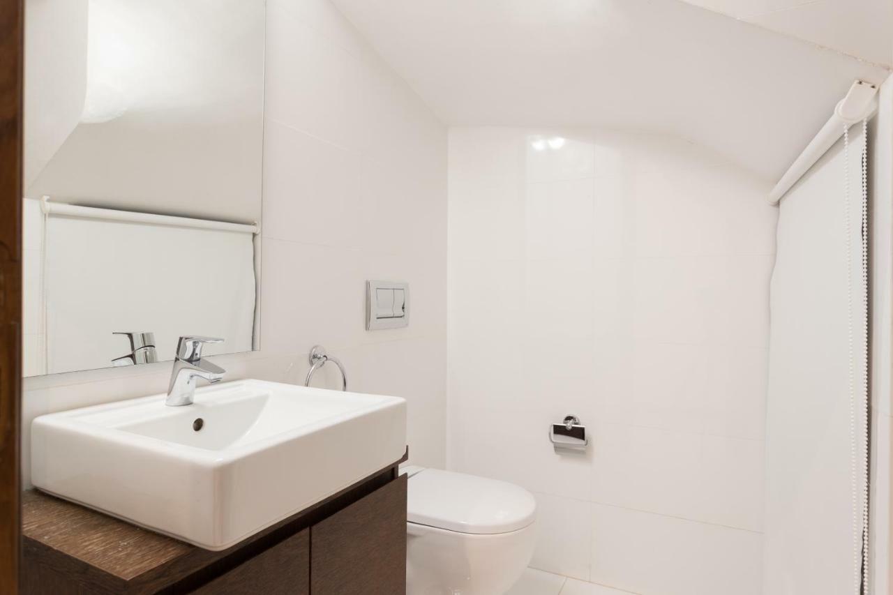 Rossio Penthouse Three-Bedroom Apartment W/ River View And Parking - By Lu Holidays Lisbon Bagian luar foto